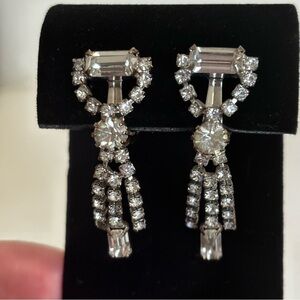 # 138 Vintage/Antique rhinestones silver tone dangle earrings